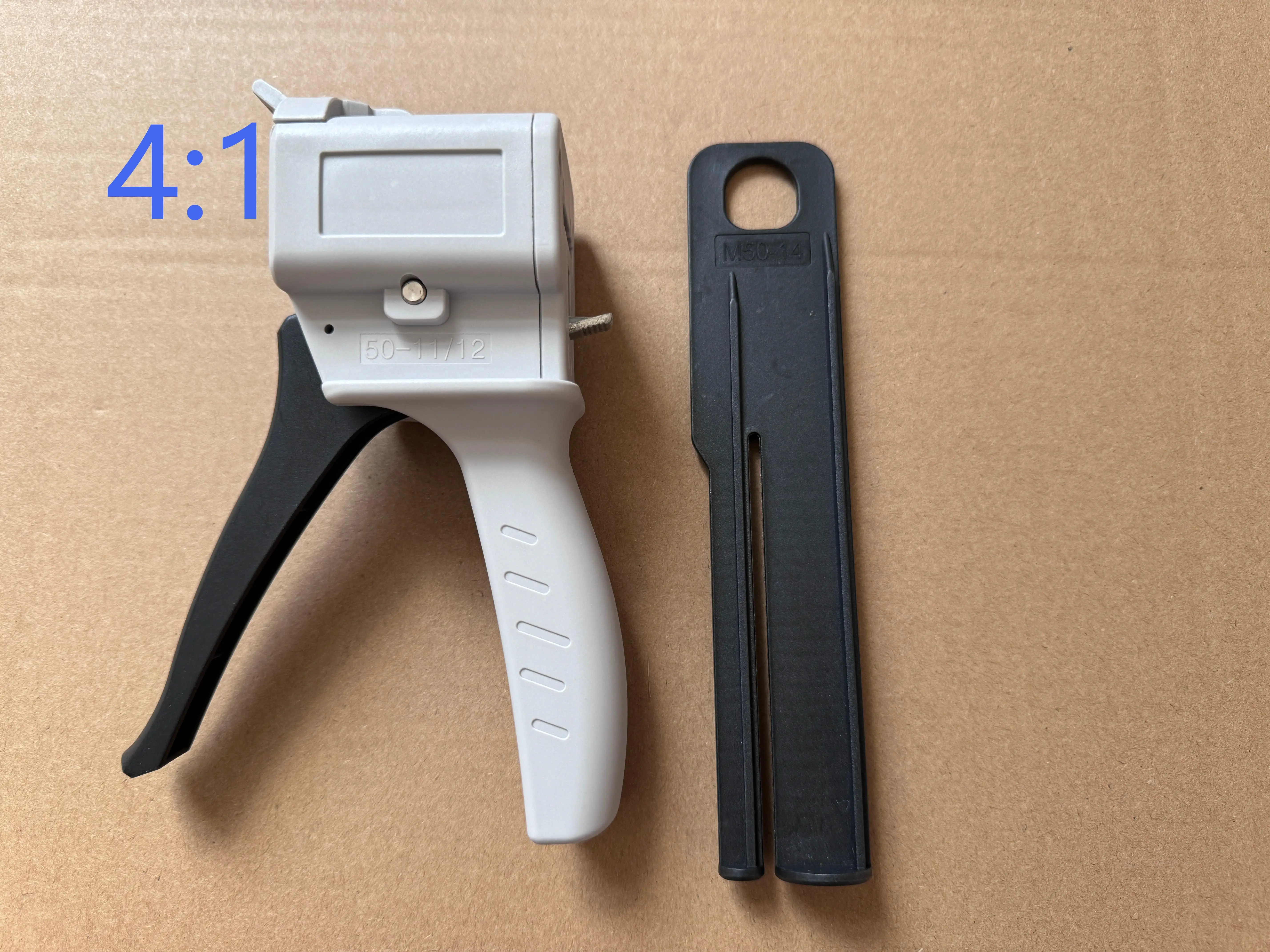 بندقية توزيع خلط الانطباع الأسنان 50 مللي 1:1/1:2 مسدس توزيع عالمي 4:1 10:1 مسدس توزيع مطاط السيليكون