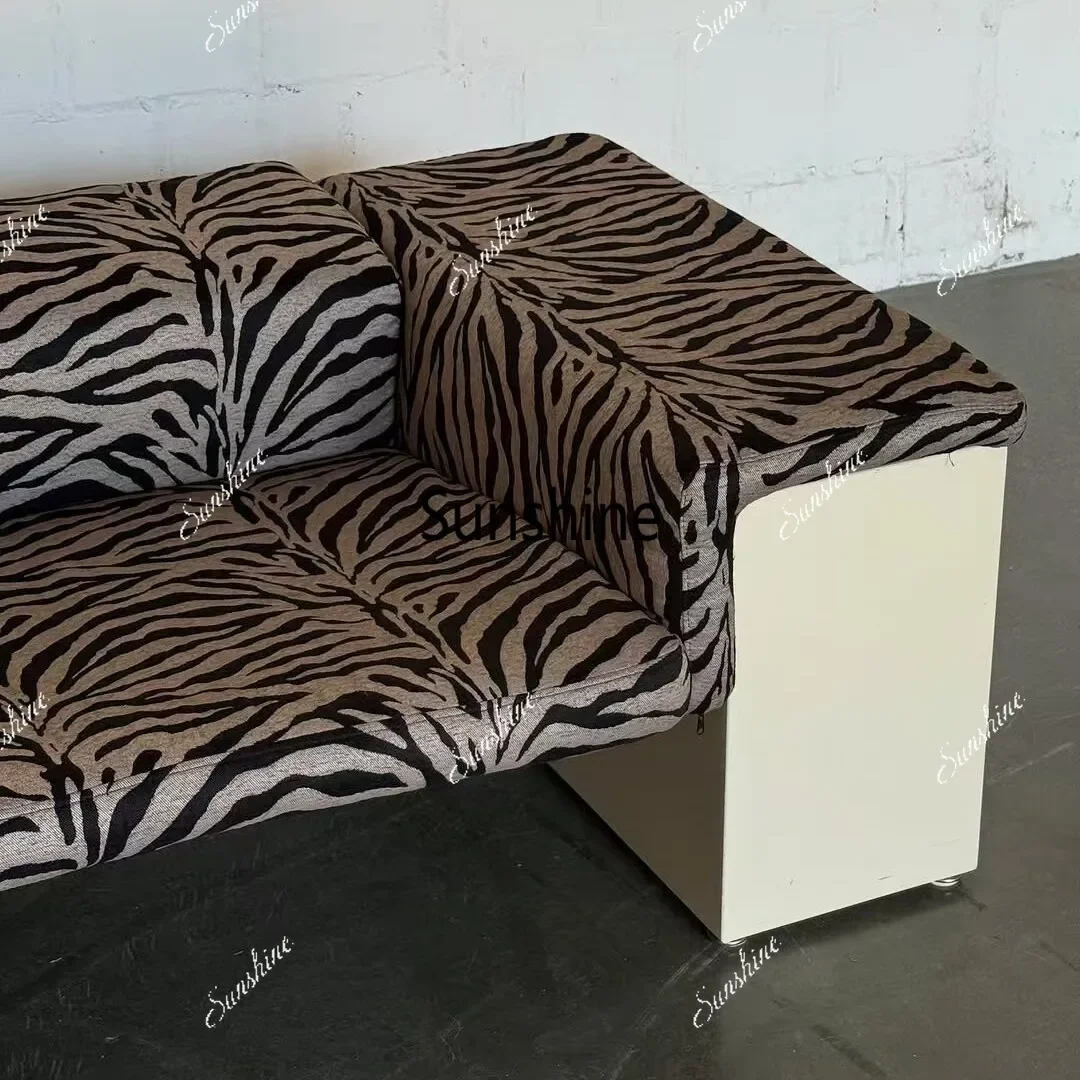 

Medieval artistic zebra pattern Italian minimalist niche design living room sofaY