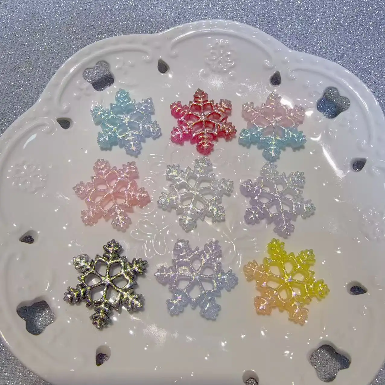 100PCS Sparkling Snowflake Resin 30MM Night Light Handmade DIY Jewelry Christmas New Year Decorations Accessories Material