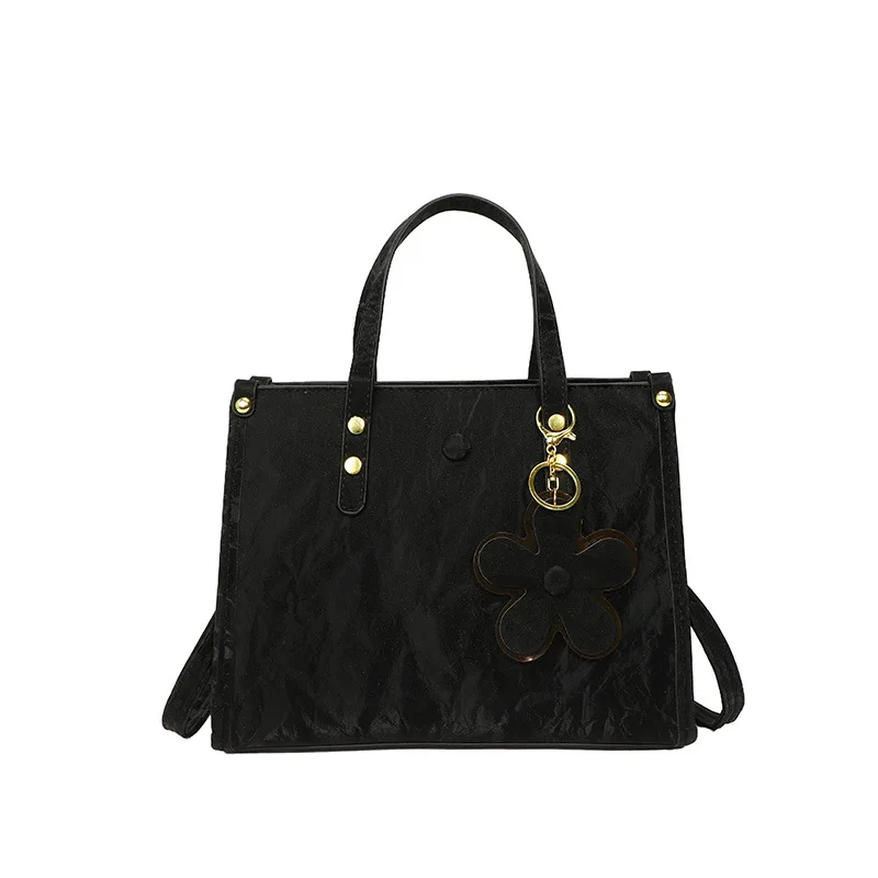 Простая портативная женская сумка большой вместимости, новая модная и модная сумка на одно плечо 2025 года, большая сумка через плечо