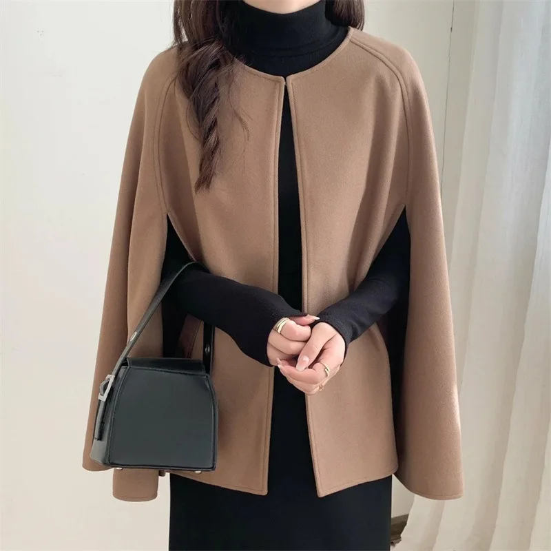 2024 Hot New Product Women's Autumn And Winter Woolen Coat Women's Autumn Versatile Outerwear Shawl Women