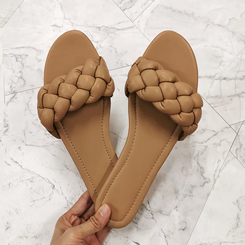 Large Size Women Designer Sandals 2023 New High Quality Summer Fashion Slides Flat Beach Shoes Open Toe Solid Weave Woman Sandal