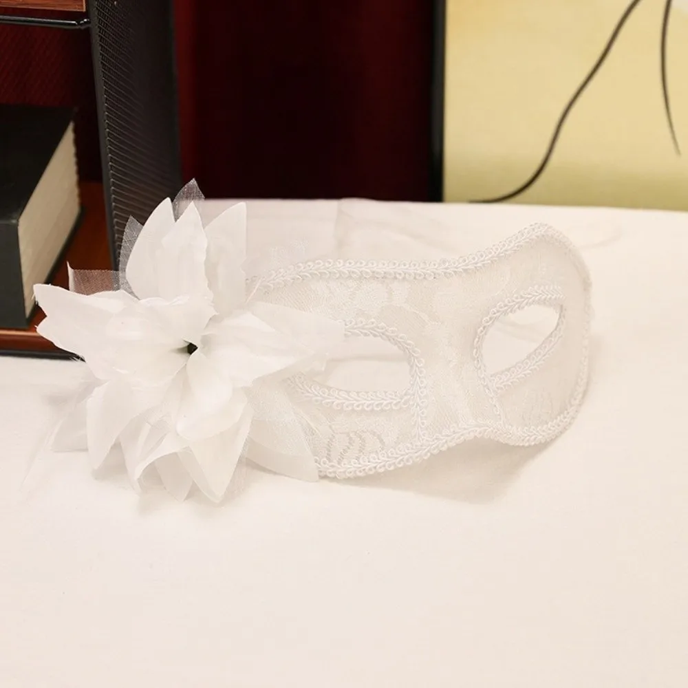 Flower Half-Face Mask Multicolor Seductive Style Feather Mask Masquerade Fancy Prom Halloween Festival Party Mask