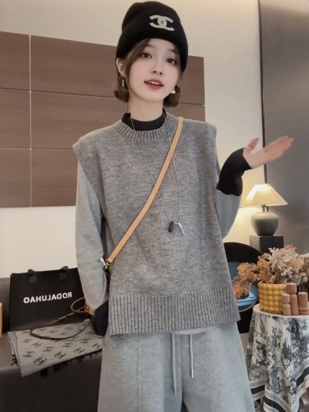 

Loose Fit round Ne Svel Knitted Vest Women's plus Size Faionable Versatile Top Comfortable Polyester Blend