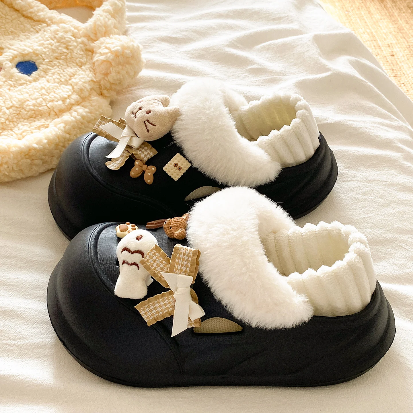 الشتاء المرأة الكلاسيكية الفراء اصطف منصة قباقيب الانزلاق على صنادل أرضية مع سحر الشريحة حذاء للحديقة سيدة قباقيب إسفين البغال #1