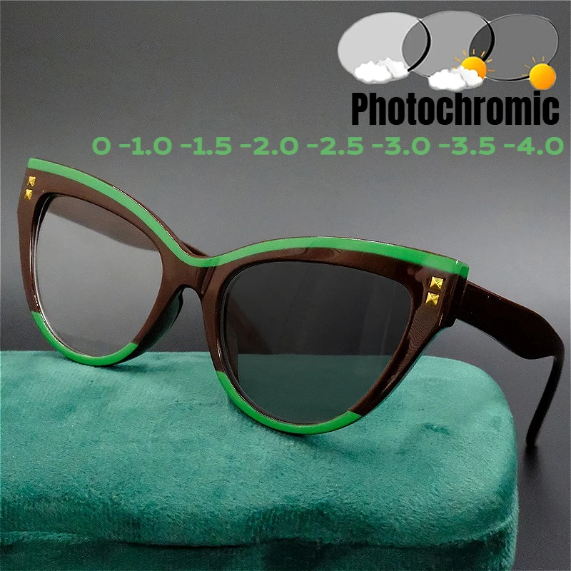 

Oversized Cat Eye Photochromic Myopia Glasses for Women Outdoor UV Protection Driving Sunglasses Anti Blue Light Glasses Diopter