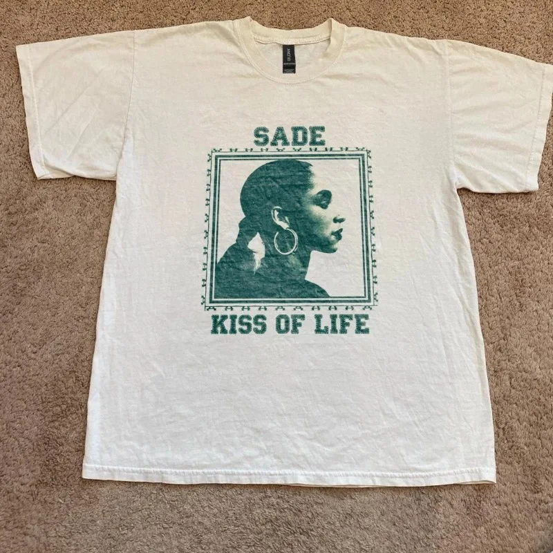 Sade T-shirt - Kiss of Life - Summer New Retro Street Casual Fashion Unisex T-shirt
