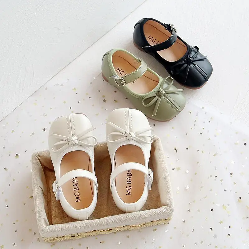 

Kawaii Casual Shoe Fashion Childrens Shoes Children Leather Bow Sweet Cute Girls Princess Shoes Soft Sole Baby Shoes 2026 Autumn