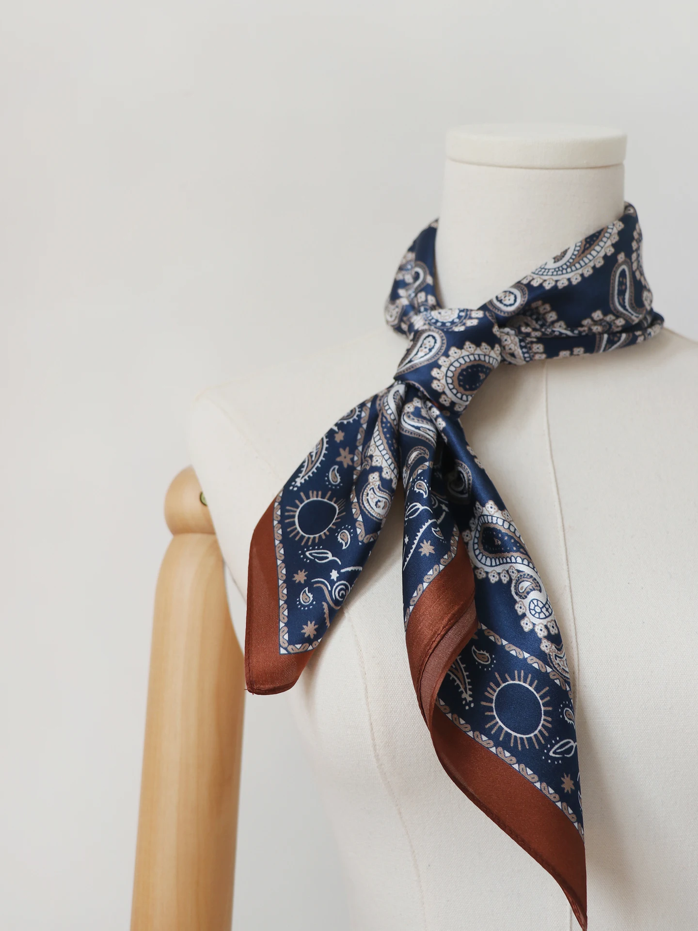 salmoo-silk-scarf-necktie-high-end-feeling-spring-summer-silk-printed-square-scarf-neck-decorations-for-young-women