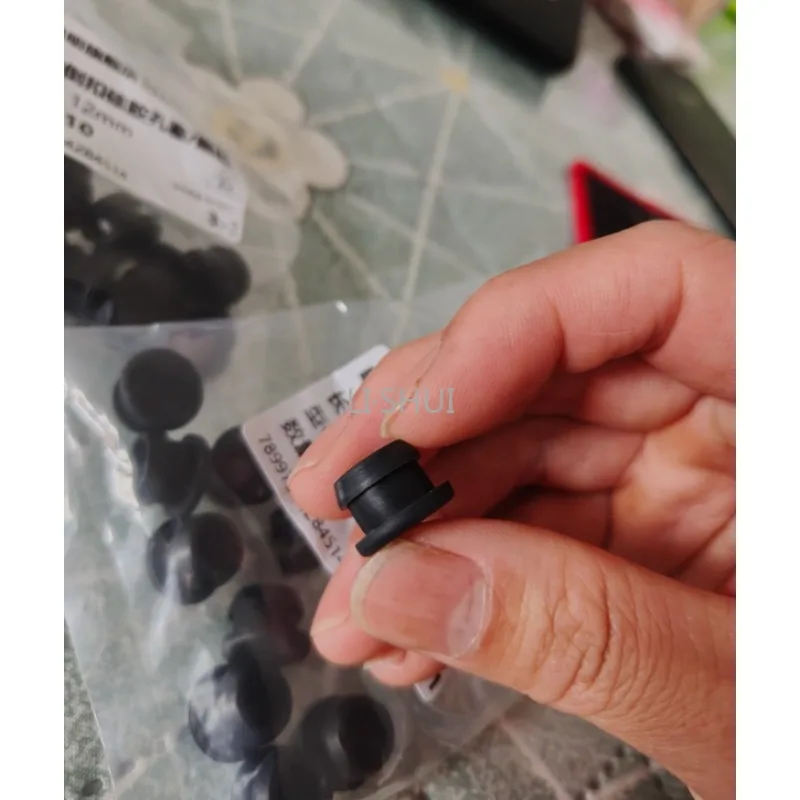 1/5/10/20Pcs Black Silicone Rubber Snap-on Hole Plug 2.5to 12mm Blanking End Caps Seal Stopper