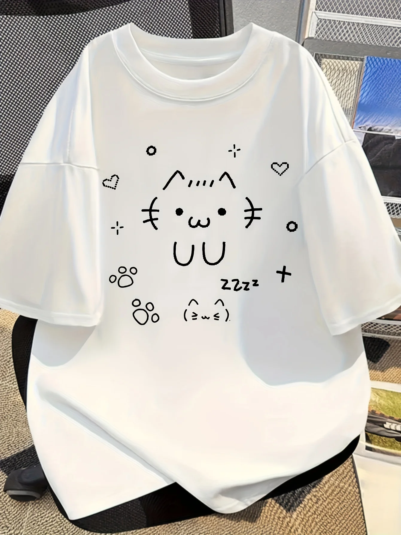 Cat Star Pattern T-shirt - Soft and Breathable Short Sleeve Round Neck T-shirt, Cute Cat Printed Unisex T-shirt