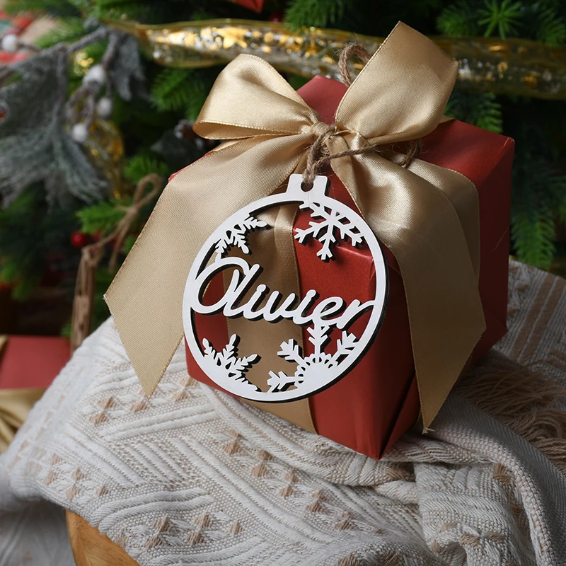 Custom-Made Christmas Tree Baubles Christmas Snowflake Ball Decor Personalized Ornament Laser Cut Custom Pendants with Name