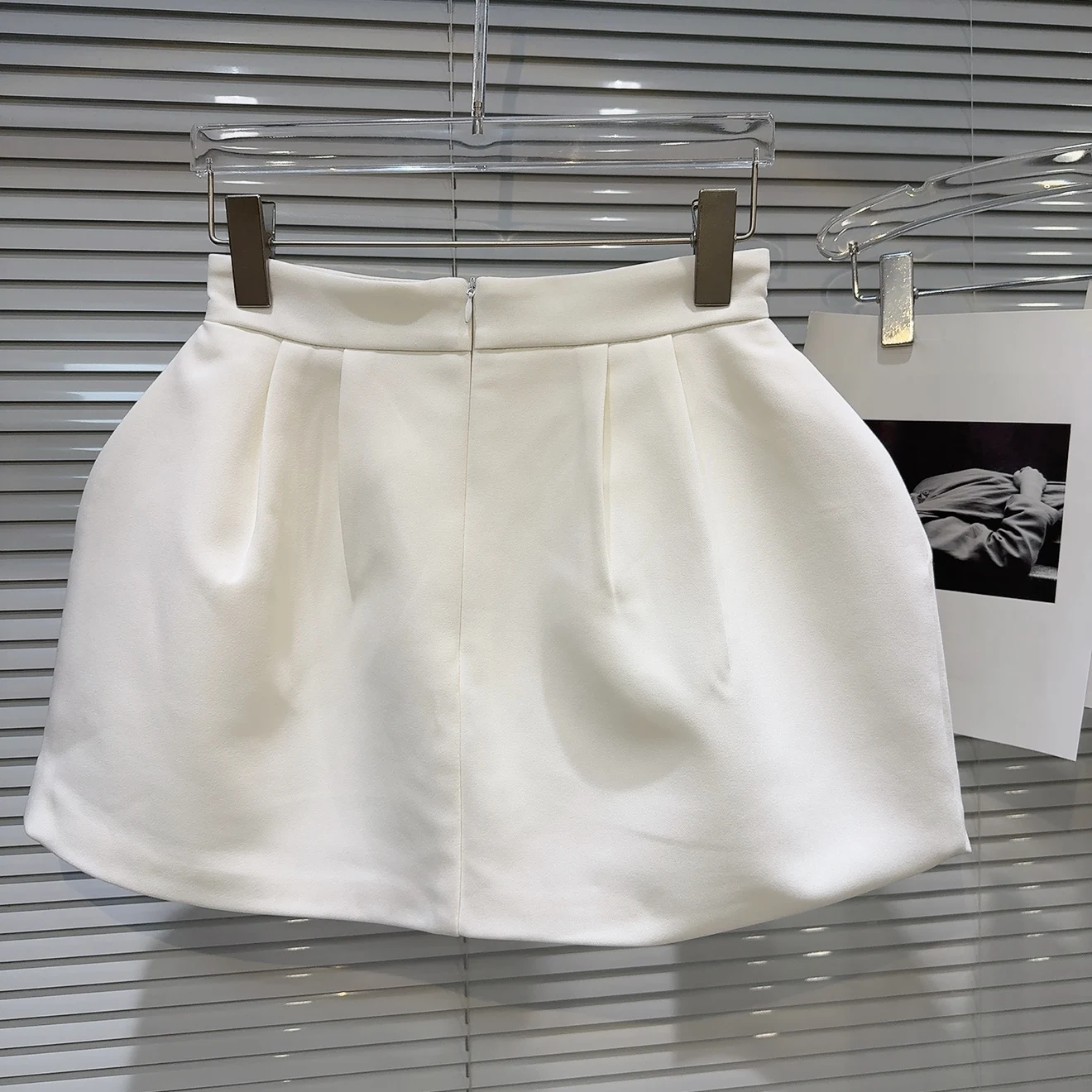 2025 Summer New Temperament Sweet Pleated Three-dimensional Design Tutu Skirt, Ladies Short Umbrella Skirt, White Black Color