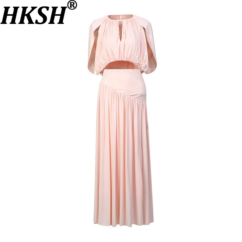 

HKSH 2026 Spring Summer New Women Two-piece Set Short Sleeves Hollow Out Top Asymmetric Pleated Solid Color Skirt Casual HK17532