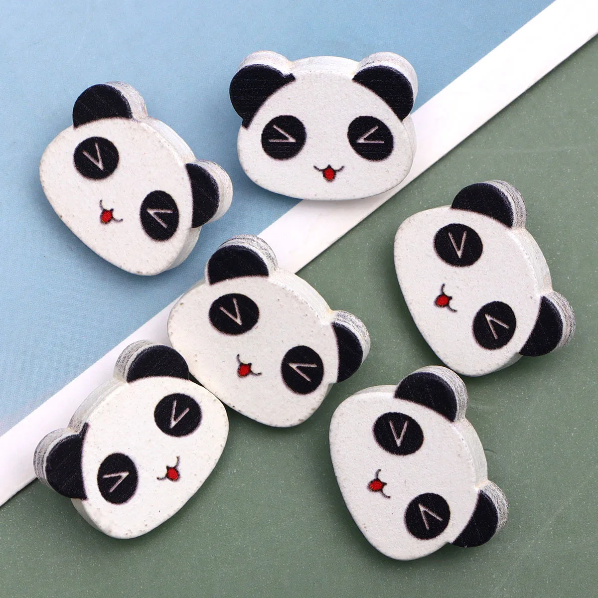 

50Pcs Cartoon Panda Head Buttons Natural Wood Decorative Sewing DIY Craft Scrapbooking Adorable Wood Animal Sewing Buttons