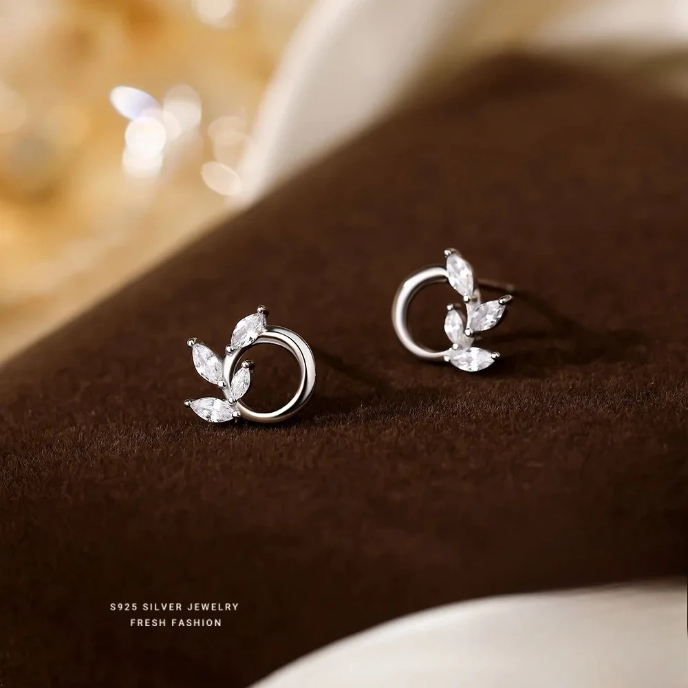 SOFTPIG ريال 925 فضة الزركون يترك أقراط مستديرة للنساء الكلاسيكية غرامة مجوهرات الحد الأدنى اكسسوارات