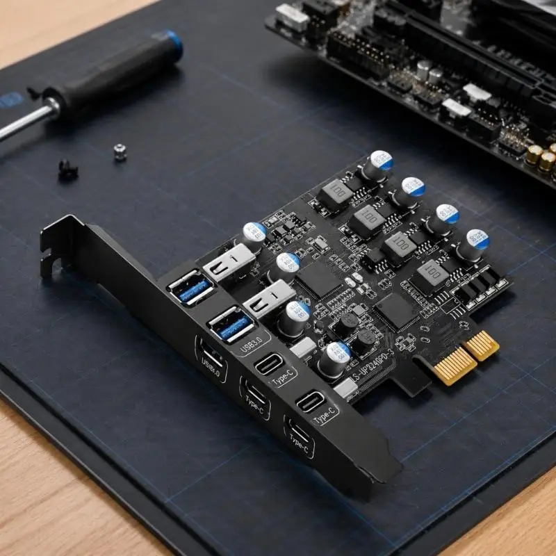 31BA Internal USB Expansion Card with Rear Mounting Plate, 4 USB Receptacles, and No Separate Power Cable for Installation in