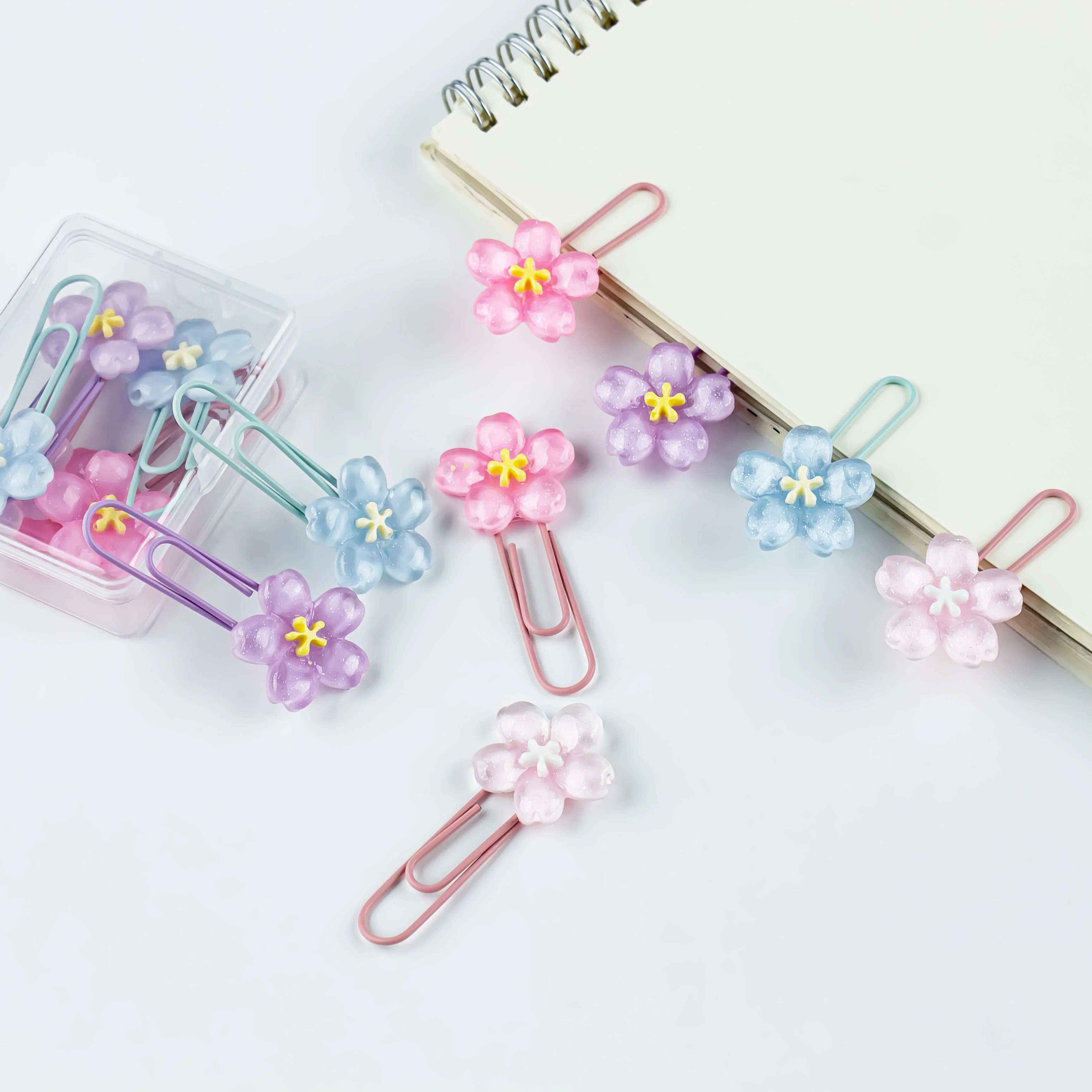 6/12PCS Flower Paper Clips Cute Office Stationery For Document Marking Bookmark Holders Desk Organization Office School Supplies view 4