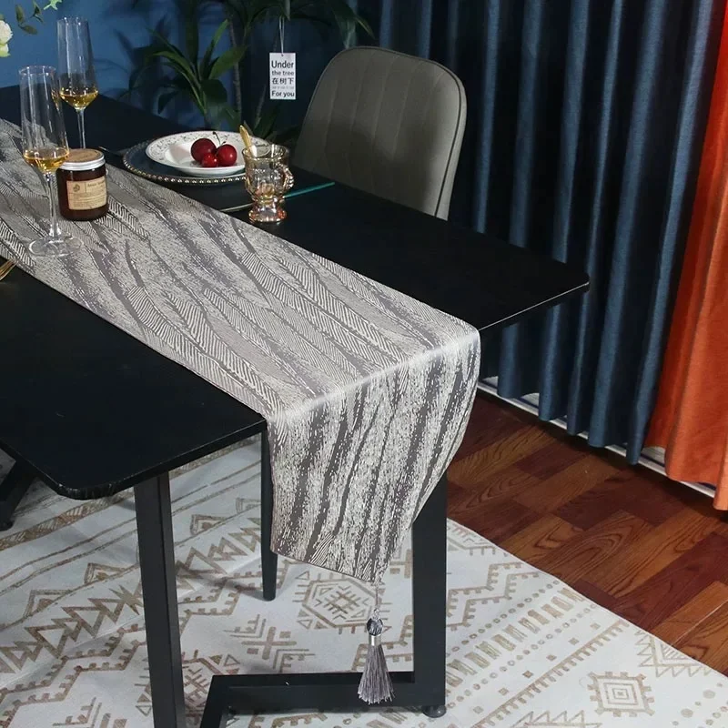 Light Luxury Jacquard Table Runner Home Hotel Bed Flag Dining Tables Coffee Table Furniture Decor Cover Cloth Long Tablecloth