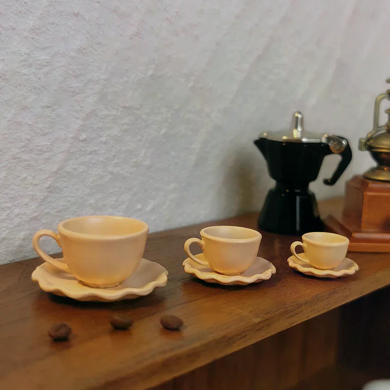 2 pçs mini copo bebidas modelo brinquedos em miniatura casa de bonecas sobremesa latte caneca café prato conjunto boneca acessórios crianças presente