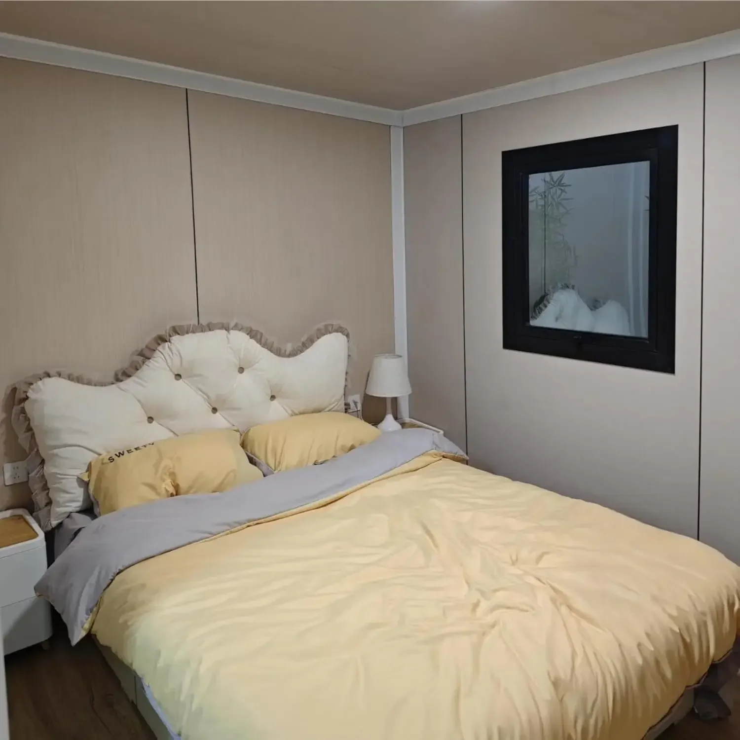 منزل صغير فاخر قابل للتوسيع بطول 20 قدم للبيع، منزل حاوية جاهز قابل للطي 2 غرفة نوم 1 غرفة معيشة 1 حمام