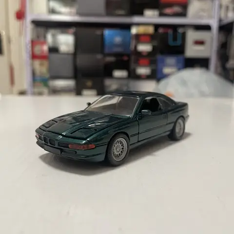 Die-casting 1:43 Scale Bmw 8 Series Sports Car 850i E31 Coupe Alloy Static Car Model