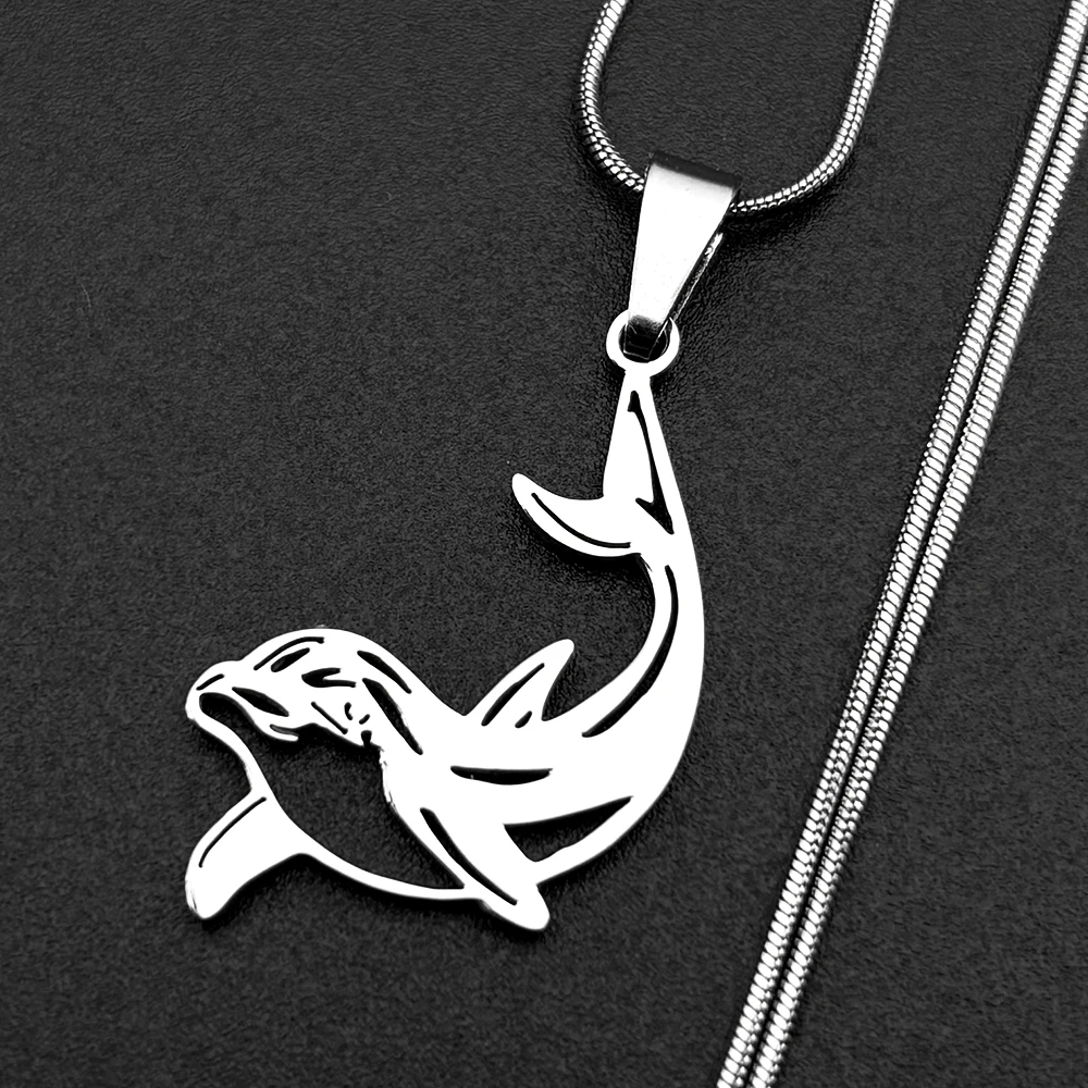 Springende Delfine Figur-Kette für Damen und Herren, Edelstahl, goldfarben, Meereslebewesen, niedlicher Anhänger, Halskette, Schmuck, Geschenke – Detail 5