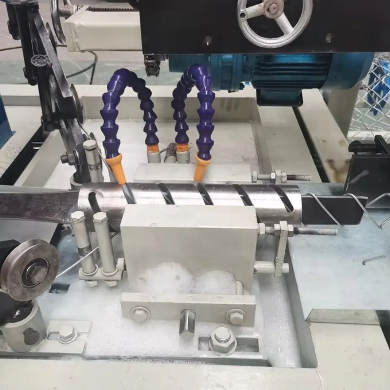 Automatic Diamond Wire Mesh Chain Link Fence Net Making Machine, Customized Chain Link Mesh Equipment