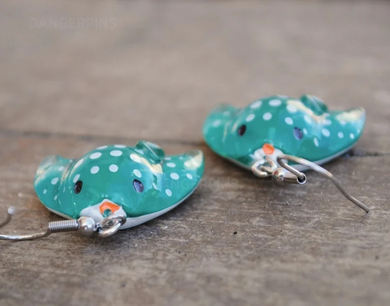 Manta sting ray earrings  cute kawaii earrings