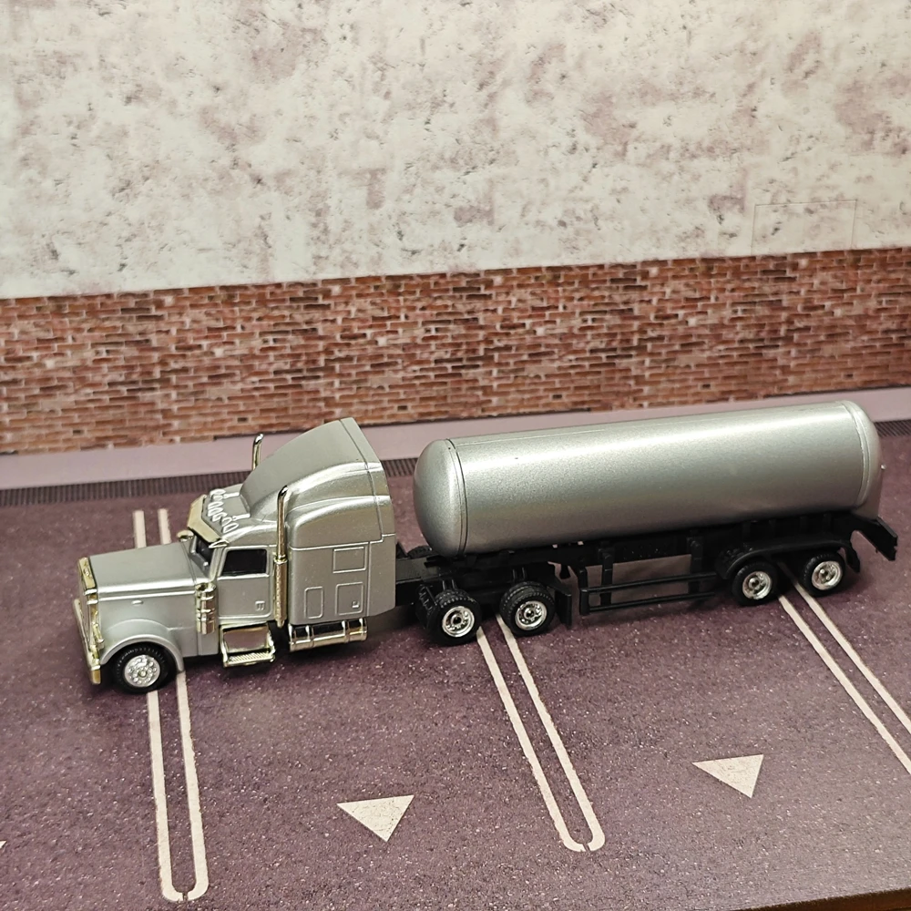 1:87 kenworth  Container Truck Model  rnament renault Truck oil tanker truck