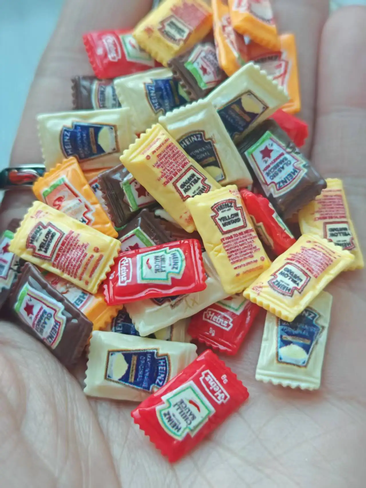 1/12 5 uds casa de muñecas comida en miniatura escena de juego decoración Mini salsa de tomate en bolsas accesorios para muñecas Juguetes