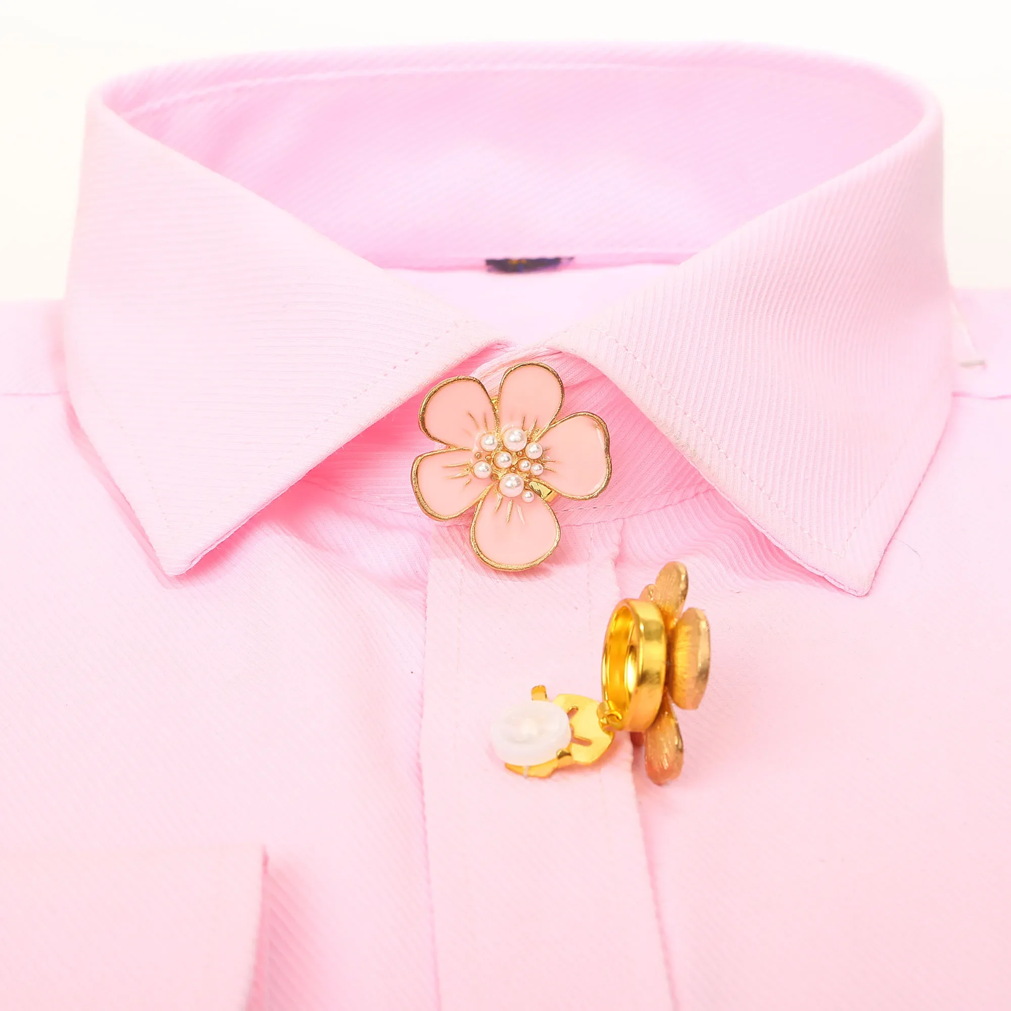 2pcs/lot Cute Cufflink Button Covers For Shirt Peach Blossom Button Clip Sleeve Buttons Fashion Girls\' Gifts Tux Cufflinks