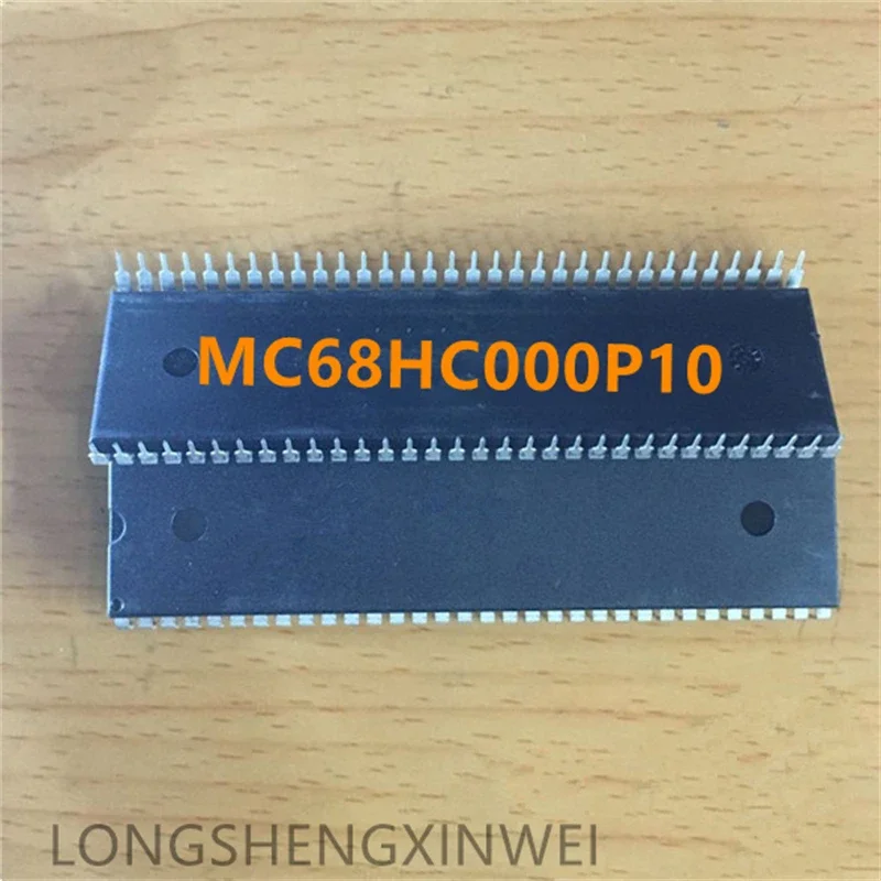 1PCS New Original MC68HC000P10 MC68HC000 Microprocessor PDIP64