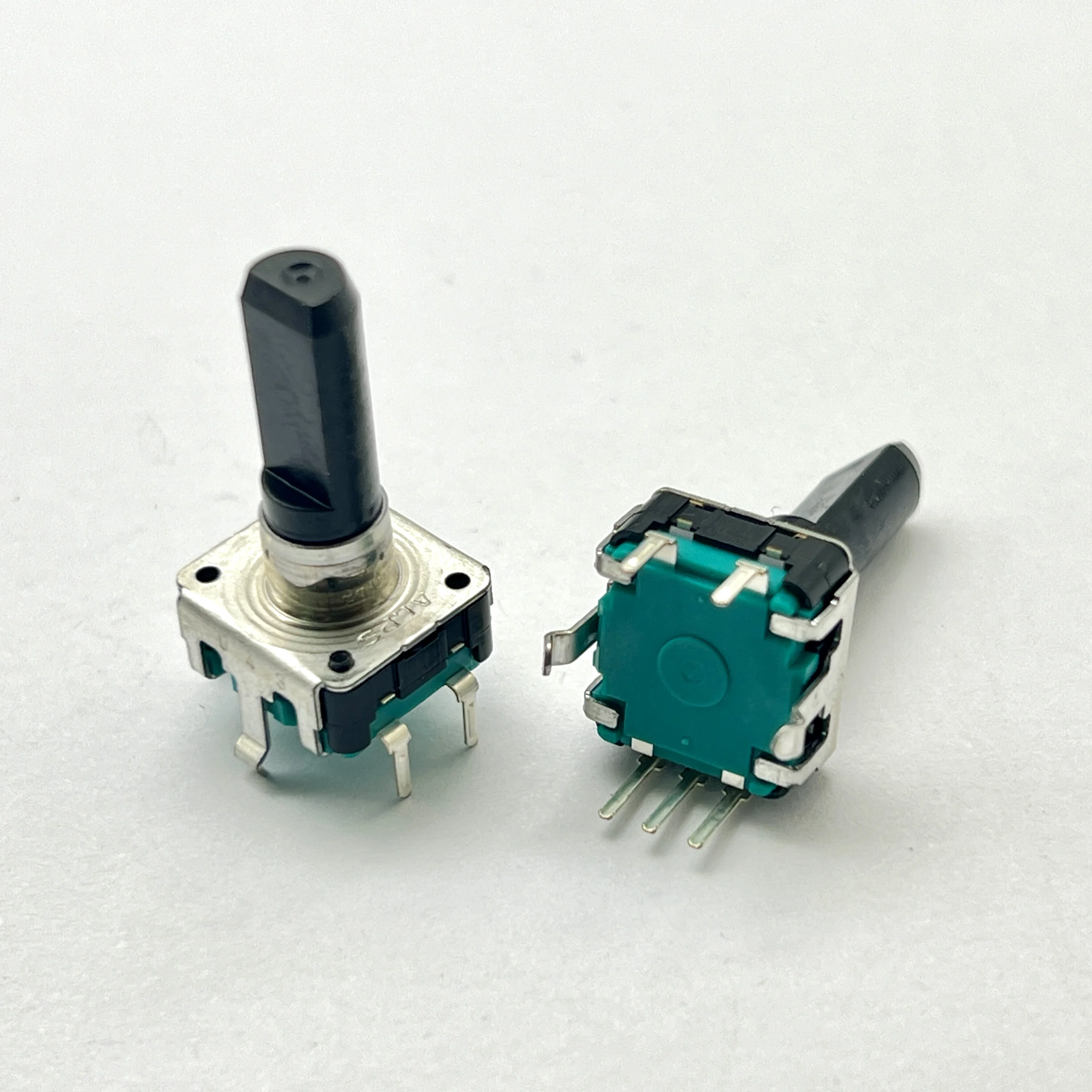 2 pieces of original Japanese ALPS EC12 encoder 24 positioning 24 pulse handle length 20mm with press switch