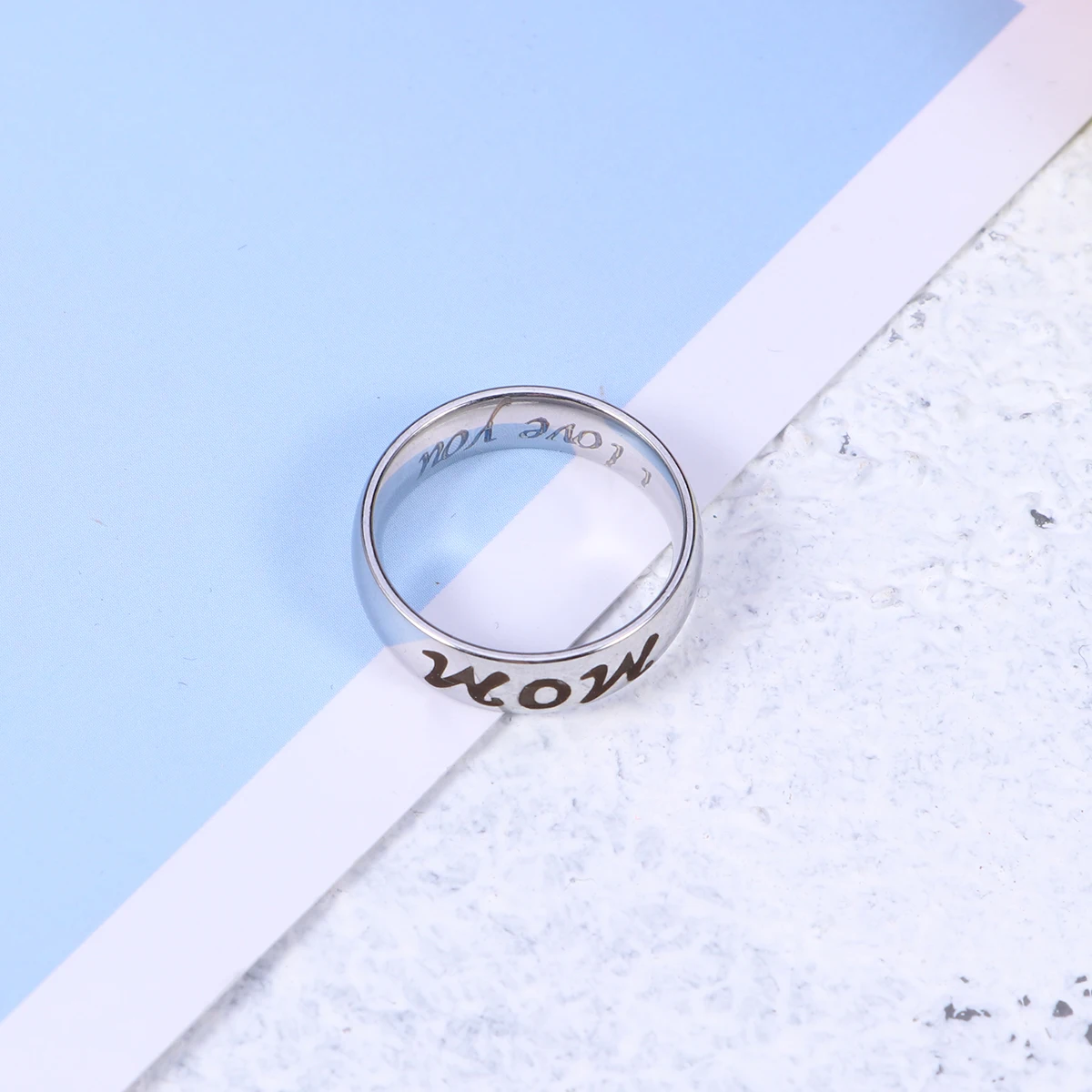 Geschnitzter Buchstabenring aus Titanstahl, US-Größe, Finger, Mutter, Tochter, Bindung, starkes Muttertagsgeschenk, Schmuckring