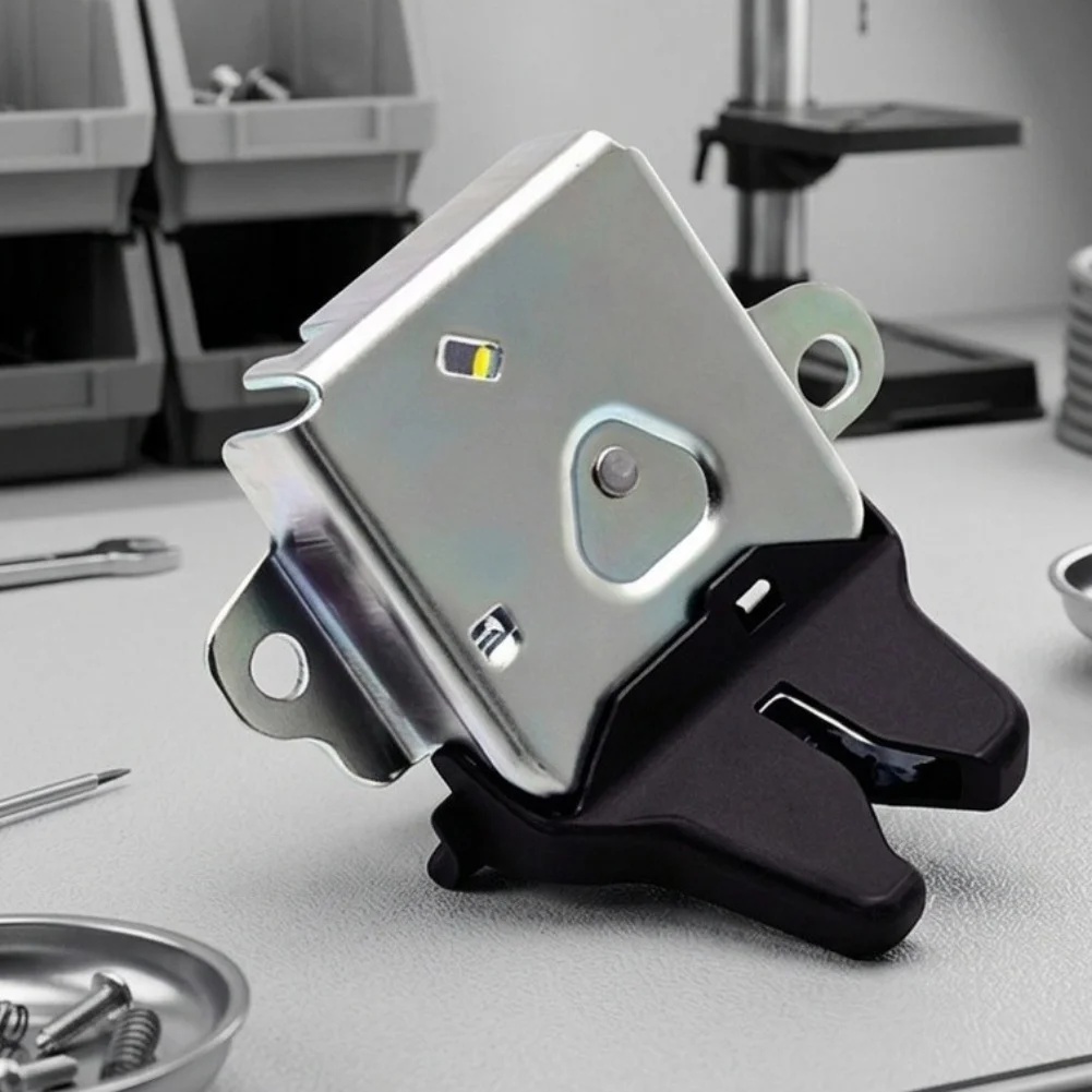 For Toyota For Corolla For E12 2001-2008 Car Tailgate Lock: 64610-12171 Part Number:64610-12171，64610-0D010 Accessories