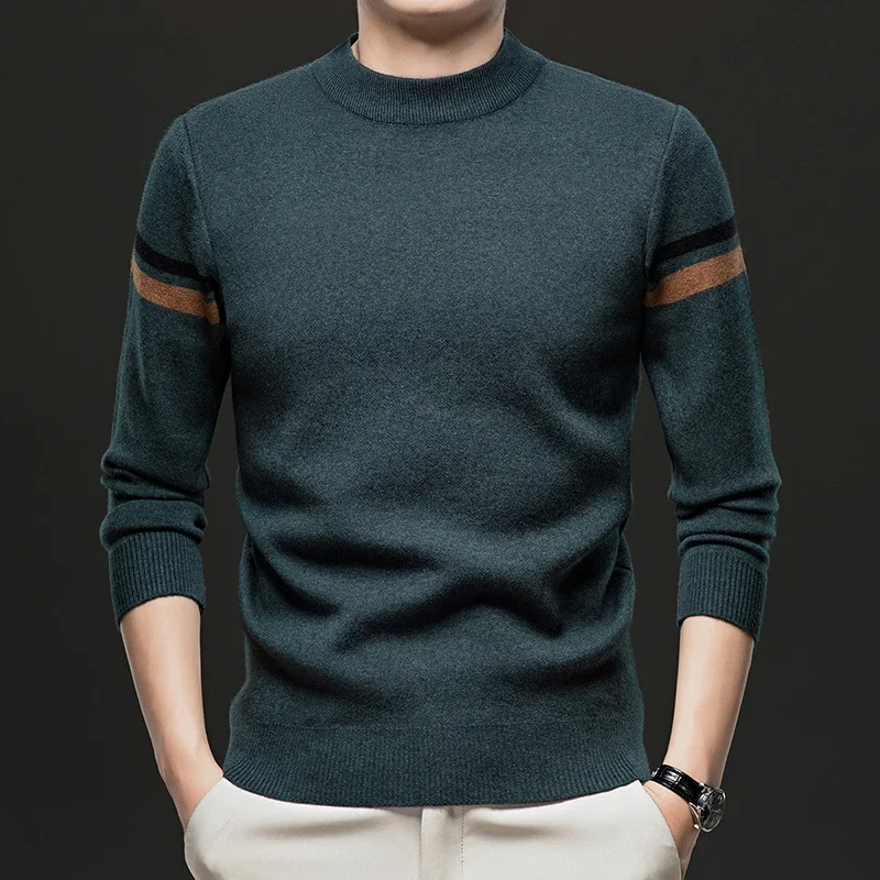 

New Autumn and Winter Men's Casual and Fashionable Long Sleeved Round Neck Knitted Sweater Warm and Versatile Top