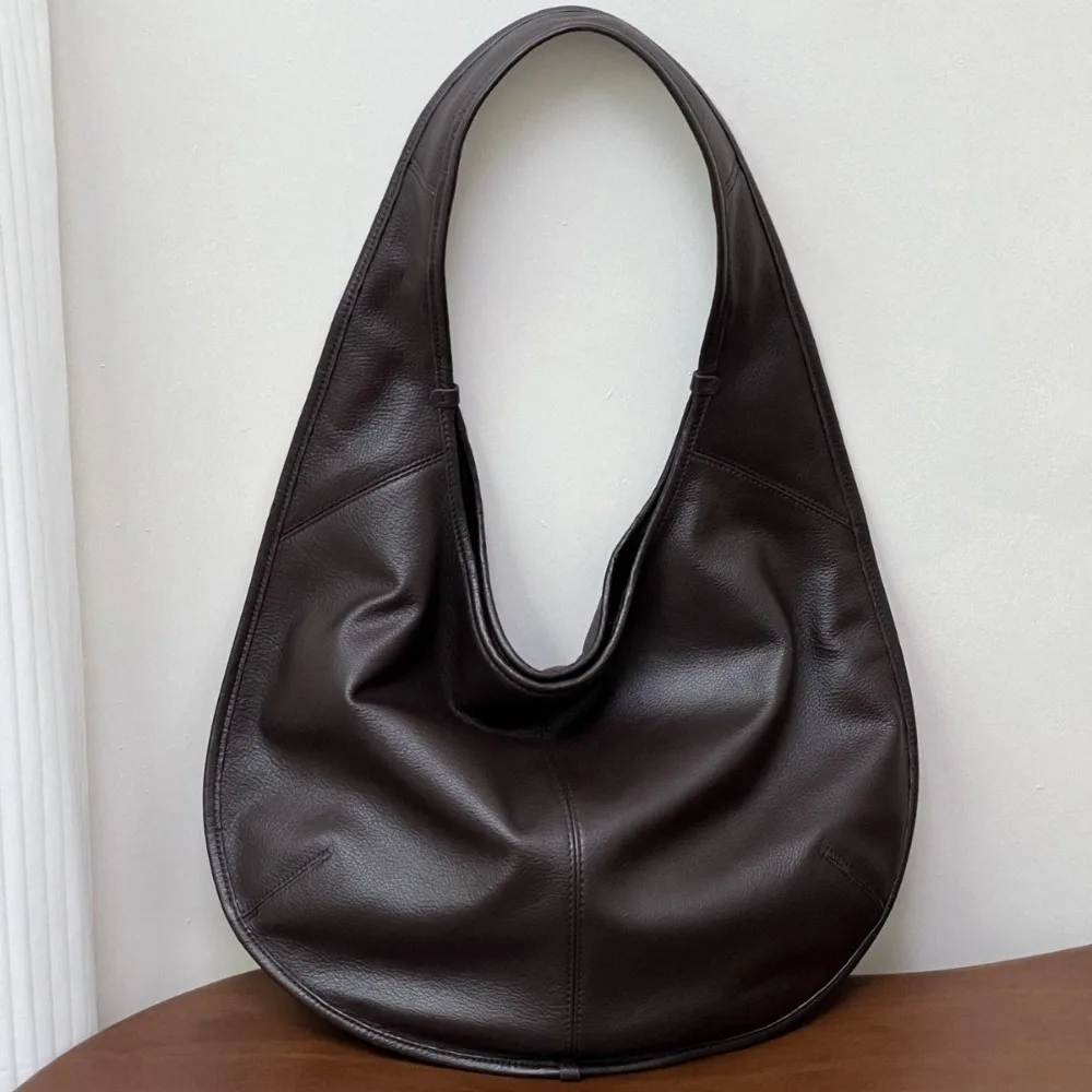 

Crescent Armpit Bag New Minimalist High-end Monk Commuting Large Capacity Shoulder Messenger Fashion Women Unique Texture