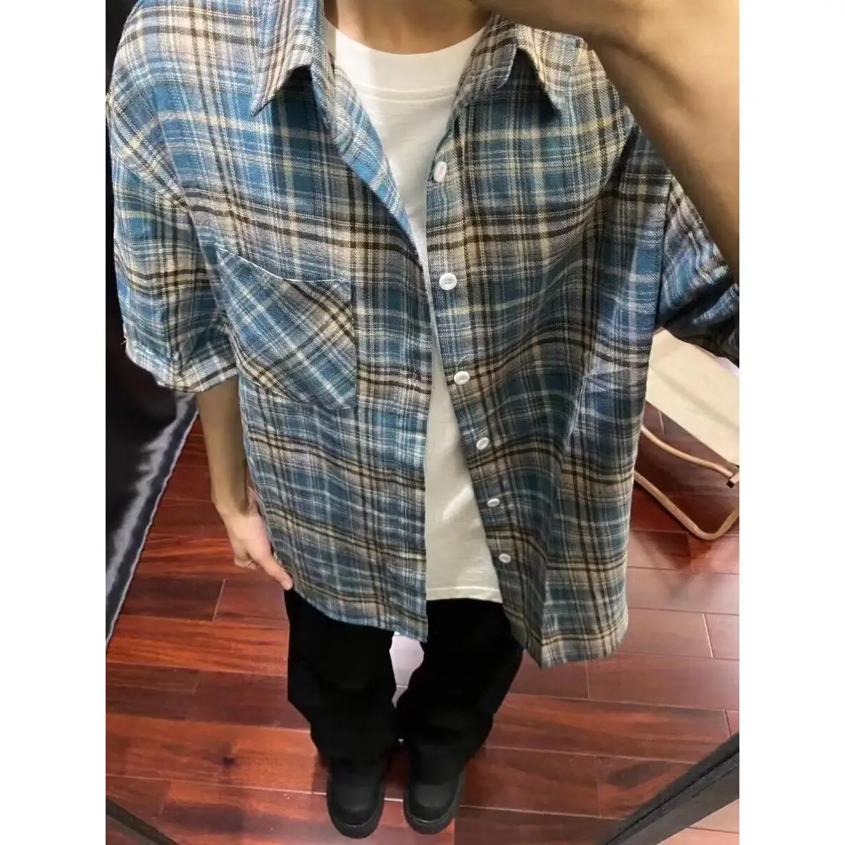 

Мужская повседневная рубашка в американском ретро-стиле, синяя в клетку, свободного кроя, из полиэфирного волокна, для весны и осени, на каждый день