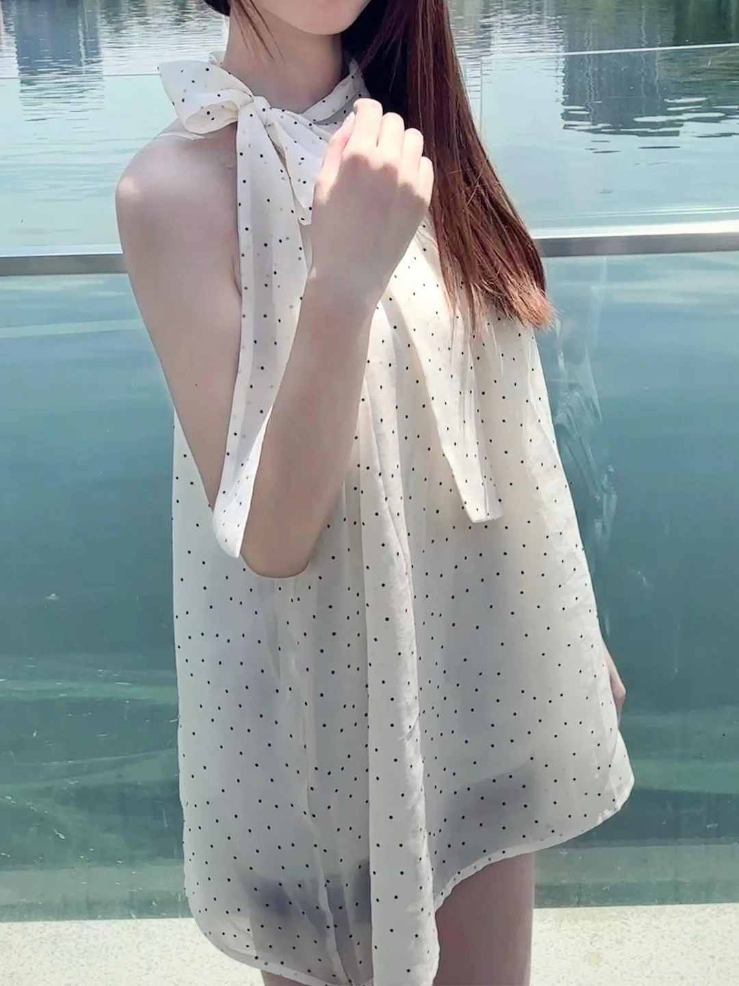 

Korean Style Polka Dot Sleeveless Shirt Women's Summer Beautiful Bow Tie Slimming Top High Collar Loose Fit Polyester Fiber