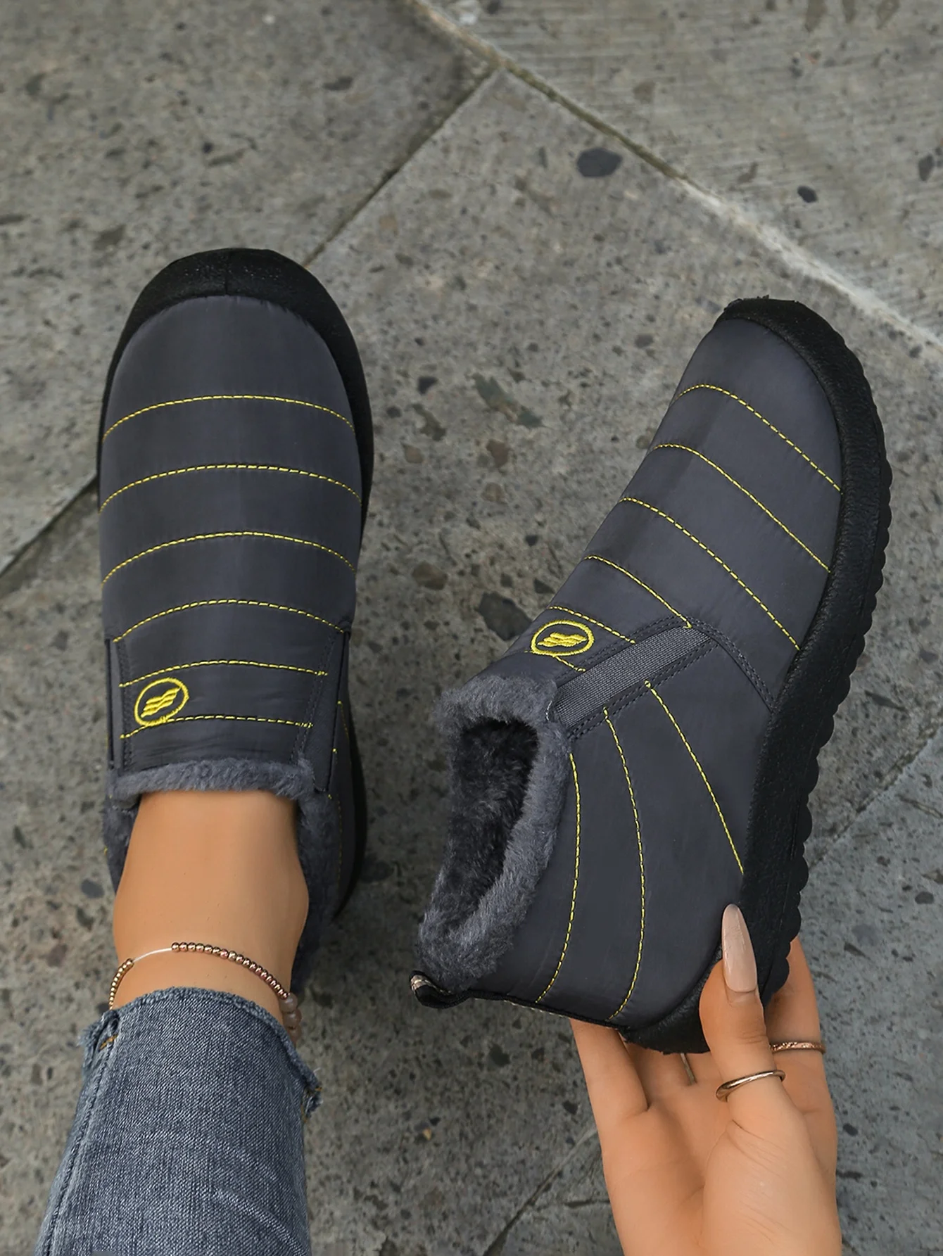 Damen-Winterstiefel 2025: Neue wasserdichte Plüsch-Schneestiefel für Damen – Warmhaltend, im Angebot mit kostenlosem Versand – Detail 9