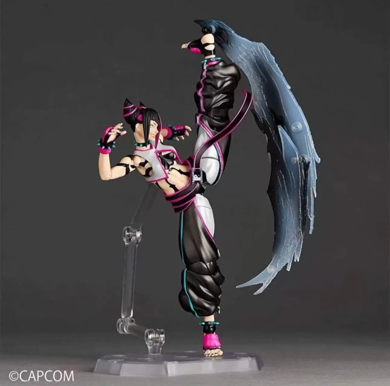 

In Stock Kaiyodo Rinsen Technology Amazing Yamaguchi Style Street Fighter Juri Action Figure Toy Collection Gift