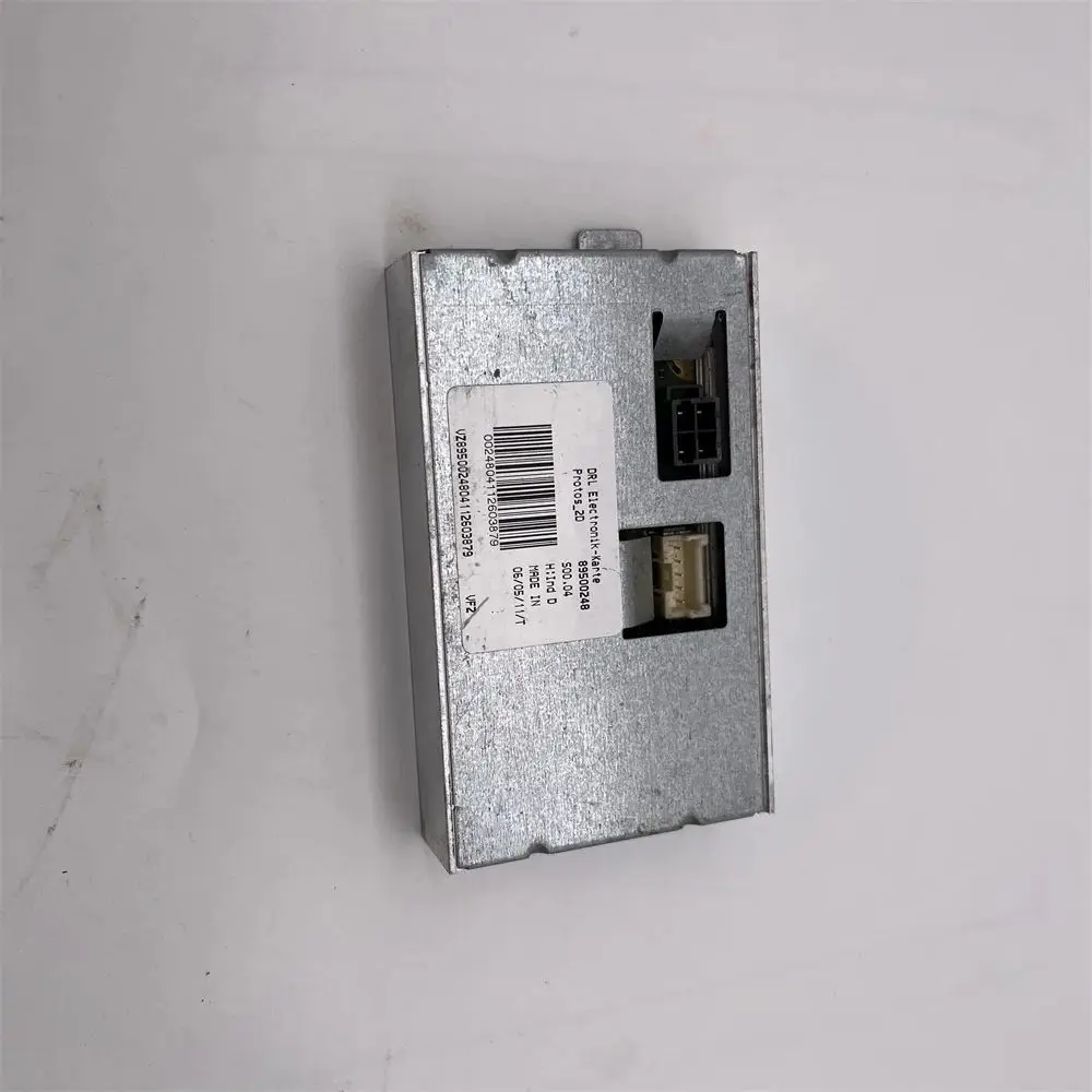 

89393773 LED DRL Electronic Card Module Ballast Control Unit For Audi Q7 Coupe/Volkswagen PASSAT B7 89500248 Headlight