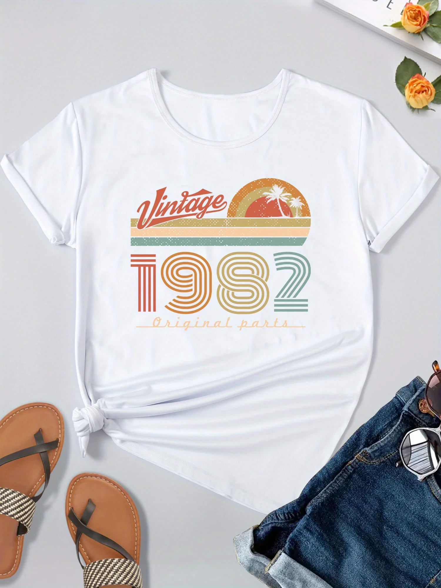 2024 New Vintage 1982 Print T-shirt, Casual Crew Neck Short Sleeve Top For Spring & Summer, Women\'s Clothing