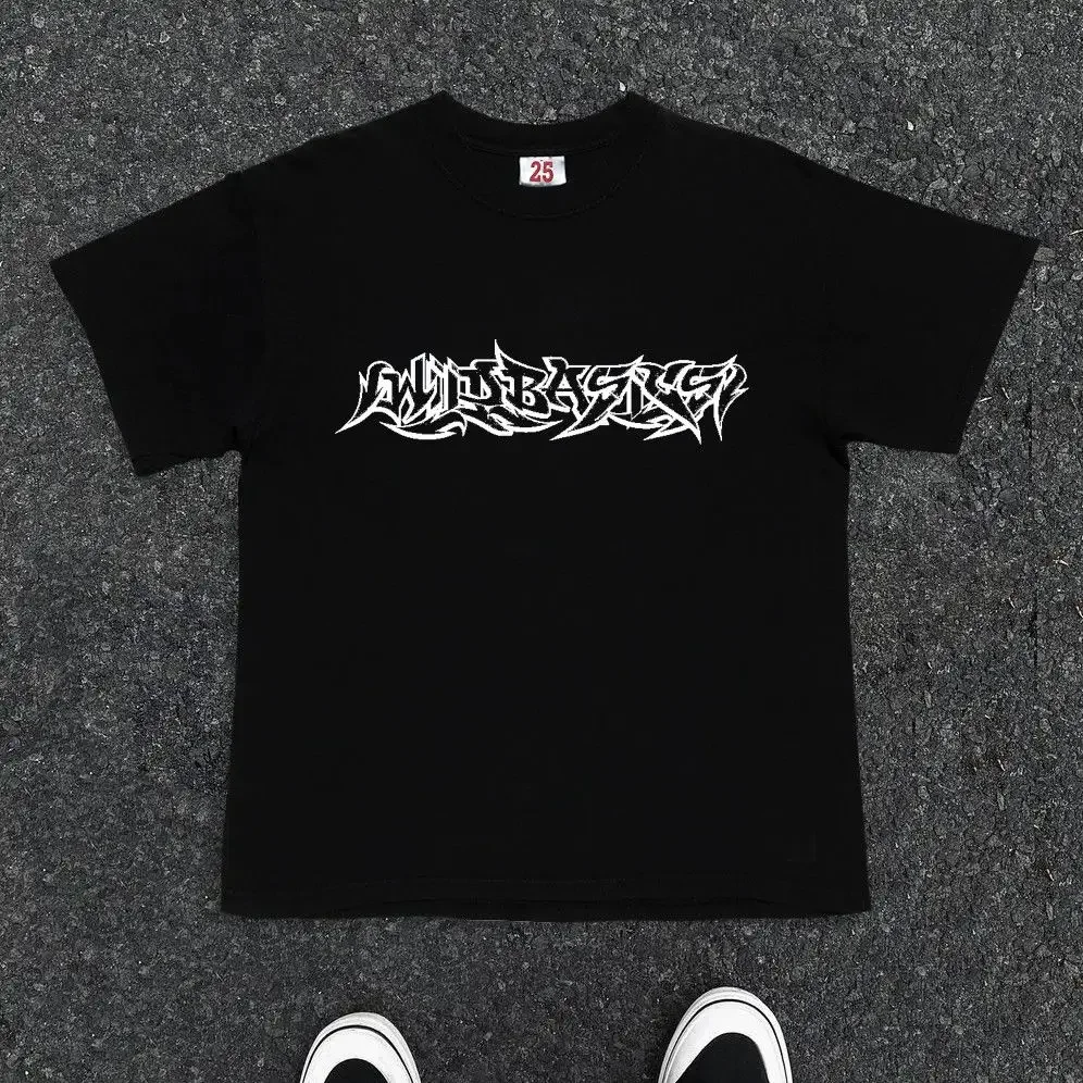 Kaos T-shirt Pasangan Musim Panas 2025 Katun Murni Retro Amerika Pesisir Barat Motif Panah Huruf Kreatif untuk Pria dan Wanita