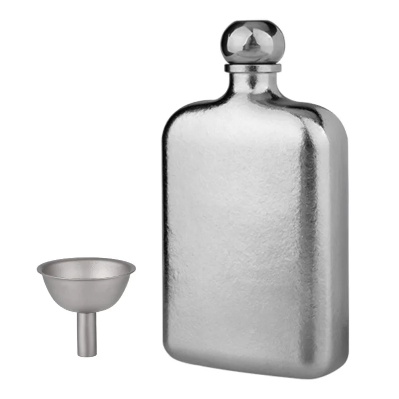 

Titanium Flask 230ml With Funnel Ultra-Light Portable Wine Flask Health Selection Whiskey Flask For Men Screw Cap Seal Drink