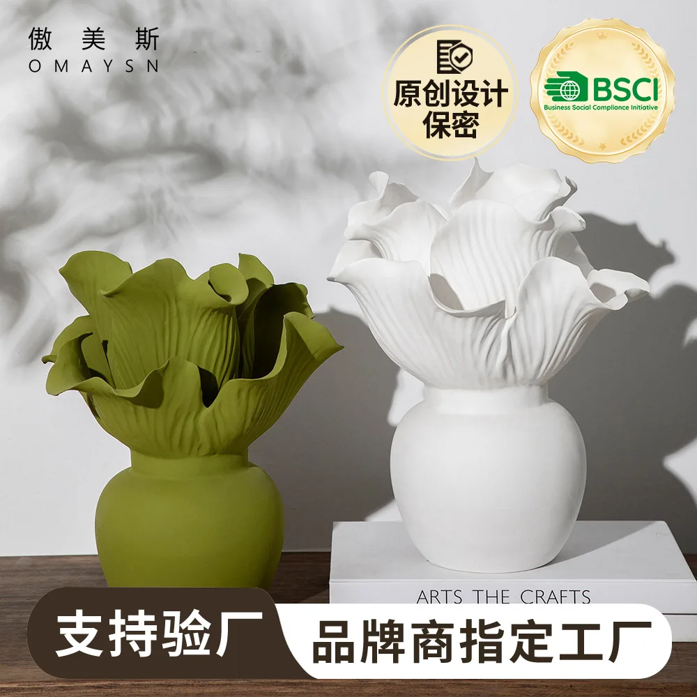 

Handmade ceramic vase, unique shape home ornament, modern style decoration handicraft