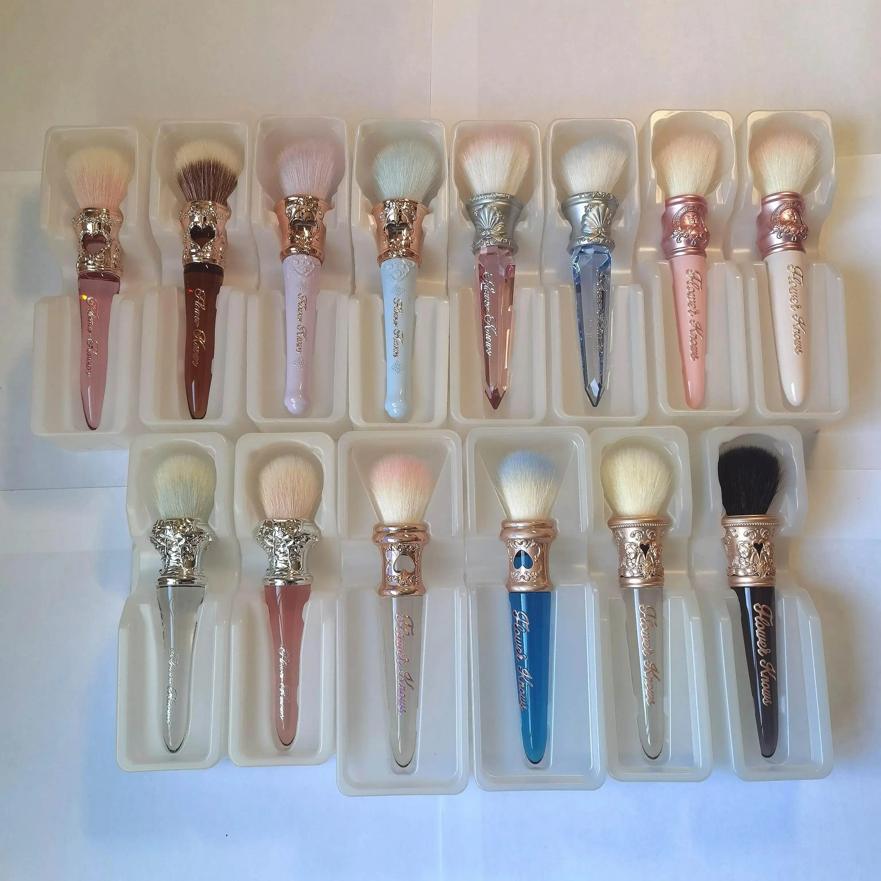 

Flower Knows Bunny Garden Series Blush Brush - Flower Knows Wool Loose Powder Highlighter Cosmetic Tool for Makeup