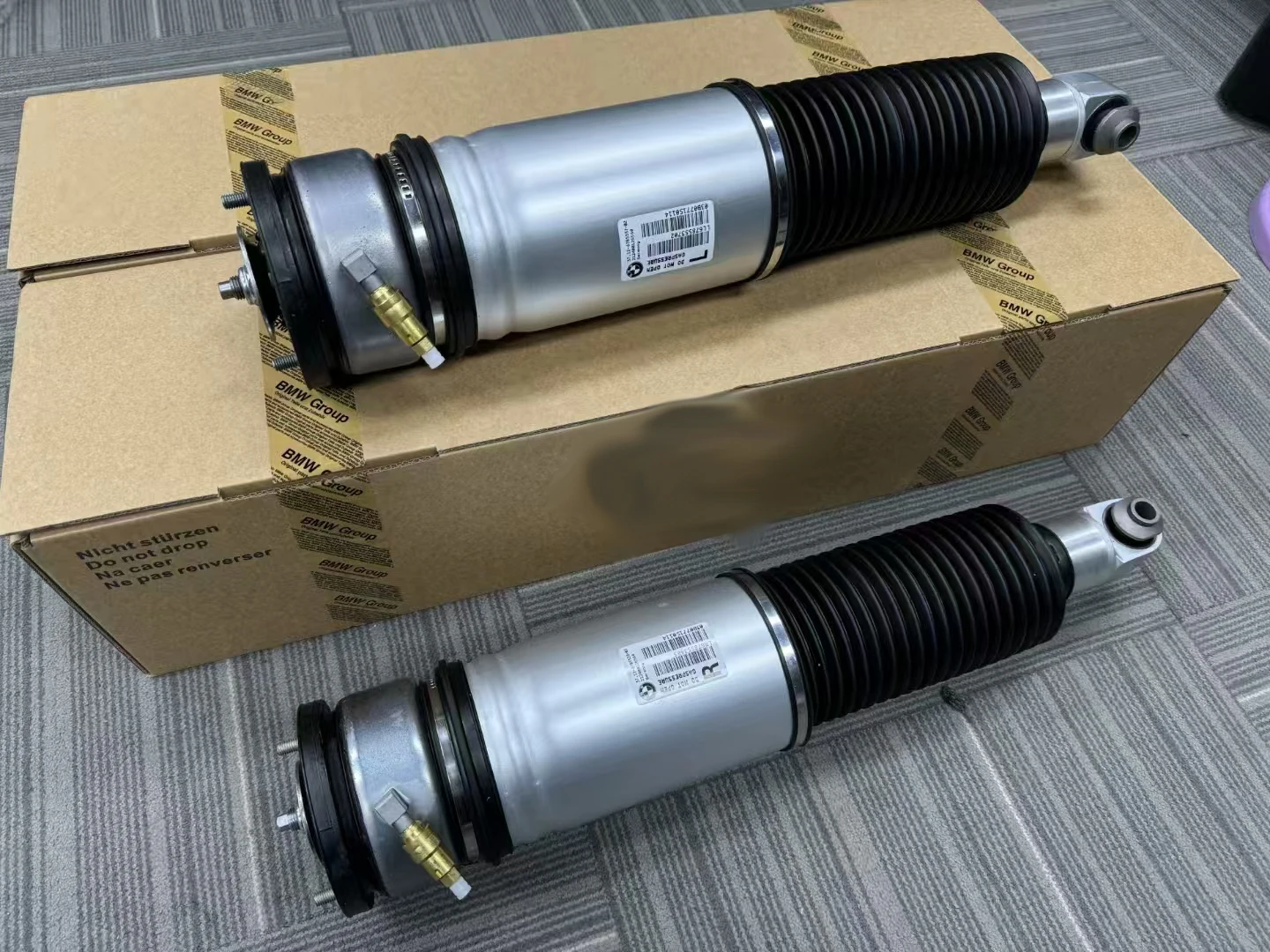 OEM New 1pc Rear Left Right Air Suspension Shock Absorber For BMW 7-Series E65 E66 740i 2001-2009