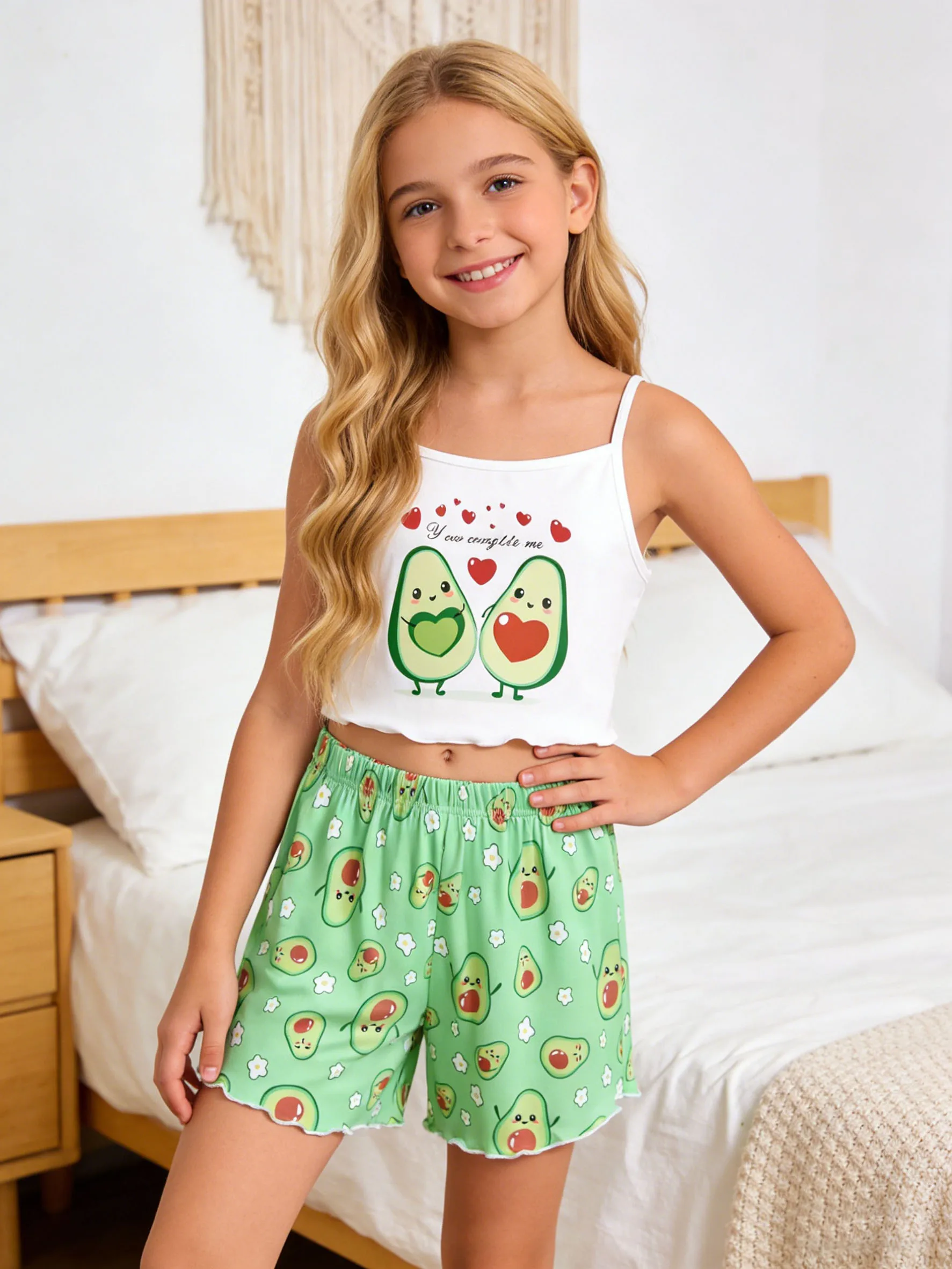 Girls' fashionable home clothing set summer style, girls' outdoor leisure cute avocado smiling face love letter tank top shorts